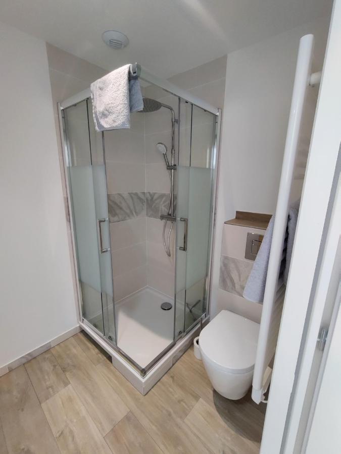 Appartement T3 Plume Hyper Centre D'Ernée Exterior foto