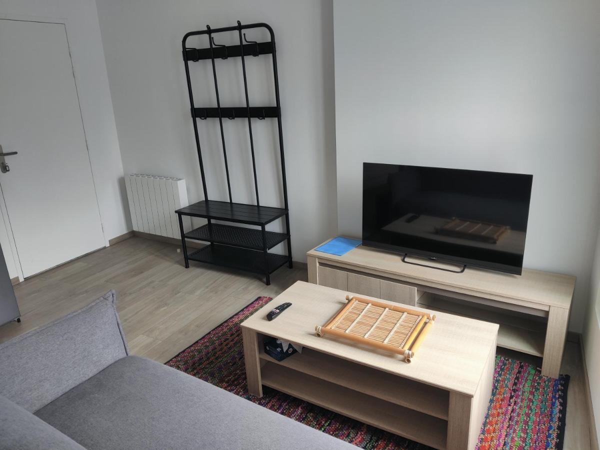 Appartement T3 Plume Hyper Centre D'Ernée Exterior foto